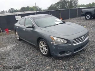 2009 Nissan Maxima 3.5 S with VIN 1N4AA51E79C851402, listed as a IAAI auction lot 41963645 with 231,025 mi miles. Bid and sale history available at carsss.com. Image 1.