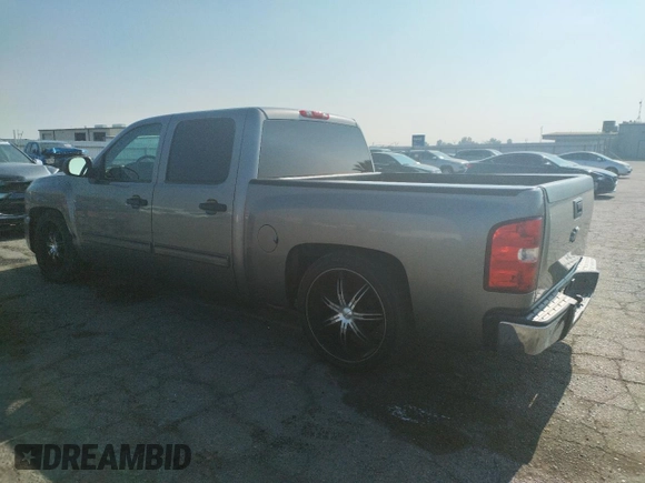 2009 Chevrolet Silverado 1500 LT with VIN 3GCEC23C09G225476, listed as a Copart auction lot 80921914 with 201,674 mi miles and Salvage Title. Bid and sale history available at carsss.com. Image 2.