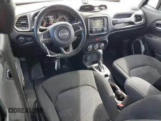 2017 Jeep Renegade Latitude with VIN ZACCJBBB7HPG57002, listed as a Copart auction lot 58260455 with 117,053 mi miles and Salvage title. Bid and sale history available at DreamBid. Image 8.