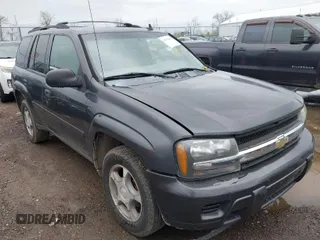 2007 Chevrolet TrailBlazer LT with VIN 1GNDS13S172126131, listed as a IAAI auction lot 41955410 with 190,162 mi miles and . Bid and sale history available at DreamBid. Image 1.