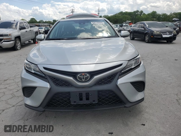 2020 Toyota Camry SE z VIN 4T1G11AK3LU863112, wystawiony jako Copart lot #54119205 z przebiegiem 44 270 mil mil oraz Szkoda całkowita • Salvage title. Historia ofert i sprzedaży dostępna na DreamBid. Obrazek 5.