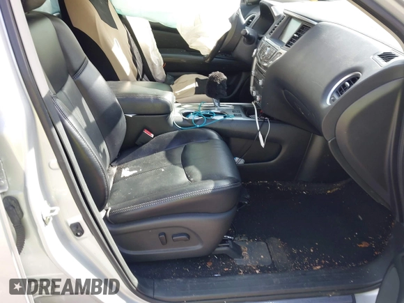 2019 Nissan Pathfinder S z VIN 5N1DR2MN0KC604587, wystawiony jako IAAI lot #41902222 z przebiegiem 91 185 mil mil oraz . Historia ofert i sprzedaży dostępna na DreamBid. Obrazek 5.