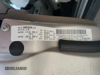 2009 Jeep Commander Sport with VIN 1J8HH48K59C514861, listed as a Copart auction lot 44076015 with 129,674 mi miles and Salvage title. Bid and sale history available at DreamBid. Image 14.