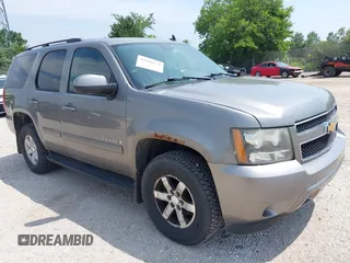 2008 Chevrolet Tahoe LTZ with VIN 1GNFK13098J106014, listed as a IAAI auction lot 42690979 with 193,844 mi miles and . Bid and sale history available at DreamBid. Image 1.