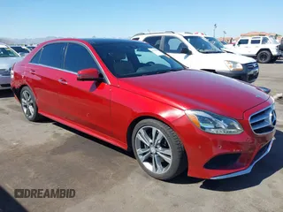 2014 Mercedes-Benz E E 350 Sport with VIN WDDHF5KB3EB055718, listed as a IAAI auction lot 42078285 with 119,963 mi miles. Bid and sale history available at carsss.com. Image 1.