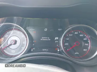 2020 Dodge Charger R/T z VIN 2C3CDXCT2LH106714, wystawiony jako IAAI lot #41860126 z przebiegiem 128 195 mil mil oraz . Historia ofert i sprzedaży dostępna na DreamBid. Obrazek 7.