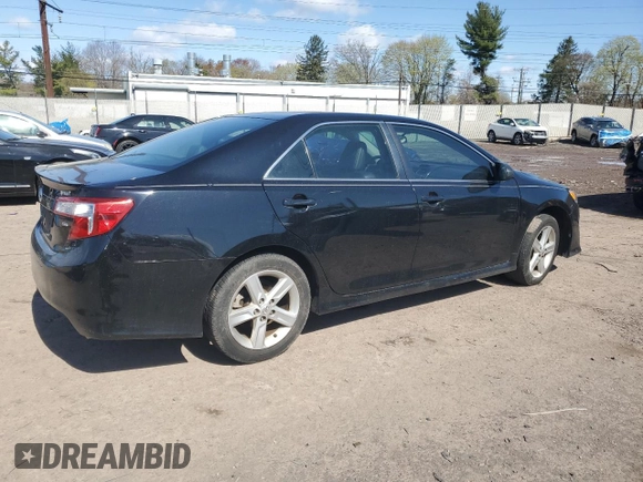 2014 Toyota Camry L with VIN 4T1BF1FK4EU302201, listed as a Copart auction lot 52169875 with 80,644 mi miles and Salvage Title. Bid and sale history available at DreamBid. Image 3.