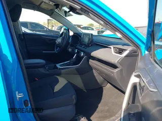 2021 Toyota RAV4 Hybrid LE with VIN 4T3MWRFVXMU023035, listed as a IAAI auction lot 41514191 with 30,669 mi miles. Bid and sale history available at carsss.com. Image 5.
