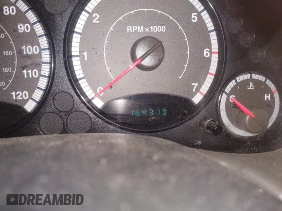 2005 Jeep Liberty Sport with VIN 1J4GL48KX5W691913, listed as a IAAI auction lot 41827572 with 169,313 mi miles and . Bid and sale history available at DreamBid. Image 7.