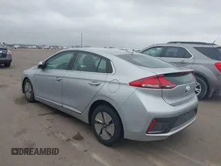 2020 Hyundai Ioniq SE with VIN KMHC75LC0LU242355, listed as a IAAI auction lot 42144438 with 74,120 mi miles and . Bid and sale history available at DreamBid. Image 3.