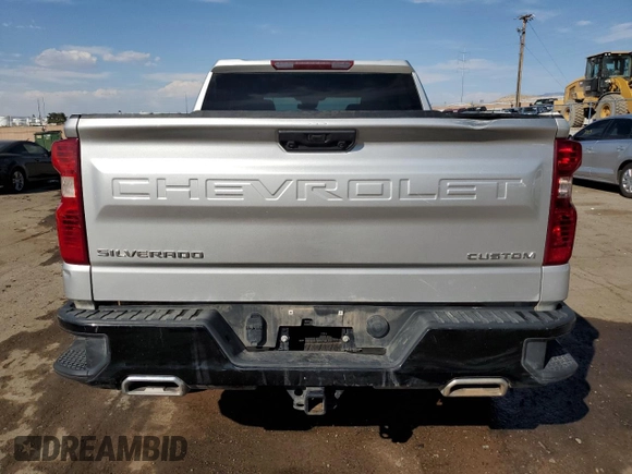 2022 Chevrolet Silverado 1500 Custom Trail Boss with VIN 3GCPDCED1NG620908, listed as a Copart auction lot 74954494 with 76,529 mi miles and Salvage Title. Bid and sale history available at DreamBid. Image 6.