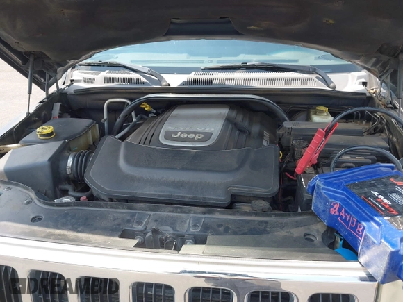 2006 Jeep Commander Limited с VIN 1J8HG58256C364240, выставлен на аукционе IAAI как лот 42597786 с пробегом 154 893 миль миль и . История ставок и продаж доступна на DreamBid. Изображение 10.