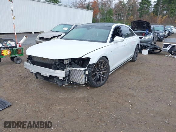2021 Audi A8 with VIN WAU8DAF80MN025433, listed as a IAAI auction lot 40762726 with 30,690 mi miles. Bid and sale history available at carsss.com. Image 18.