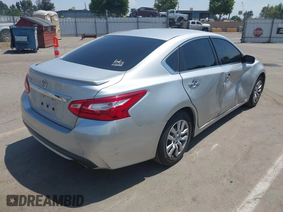 2016 Nissan Altima SL with VIN 1N4AL3AP7GC230562, listed as a IAAI auction lot 42159576 with 115,753 mi miles and . Bid and sale history available at carsss.com. Image 4.