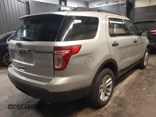 2014 Ford Explorer with VIN 1FM5K8B80EGB25611, listed as a IAAI auction lot 41339995 with 204,222 mi miles and . Bid and sale history available at carsss.com. Image 4.