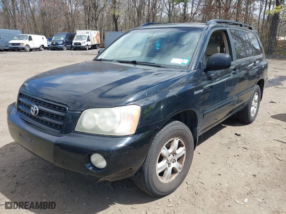 2003 Toyota Highlander with VIN JTEHF21A330140984, listed as a IAAI auction lot 42060638 with 215,694 mi miles. Bid and sale history available at carsss.com. Image 2.