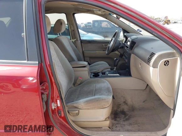 2008 Kia Sorento LX z VIN KNDJC735085807452, wystawiony jako IAAI lot #42284048 z przebiegiem 169 372 mil mil oraz . Historia ofert i sprzedaży dostępna na DreamBid. Obrazek 5.