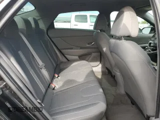 2021 Hyundai Elantra SEL z VIN 5NPLS4AG7MH017638, wystawiony jako Copart lot #53377195 z przebiegiem 106 287 mil mil oraz Szkoda całkowita • Salvage title. Historia ofert i sprzedaży dostępna na DreamBid. Obrazek 10.
