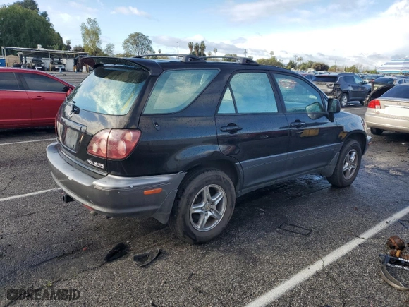 2000 Lexus RX 300 with VIN JT6GF10UXY0058139, listed as a Copart auction lot 48993505 with 155,000 mi miles and Clean Title. Bid and sale history available at carsss.com. Image 3.
