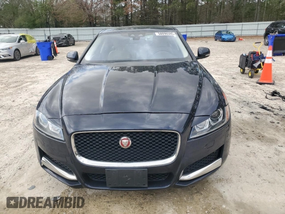 2017 Jaguar XF with VIN SAJBJ4BN7HCY42884, listed as a Copart auction lot 50096595 with 89,679 mi miles and Clean Title. Bid and sale history available at DreamBid. Image 5.