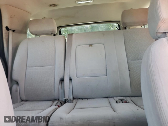 2007 Chevrolet Tahoe LT z VIN 1GNFC13JX7R114712, wystawiony jako Copart lot #62892205 z przebiegiem 295 890 mil mil oraz Szkoda całkowita • Salvage title. Historia ofert i sprzedaży dostępna na DreamBid. Obrazek 10.