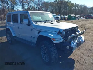 2024 Jeep Wrangler High Altitude z VIN 1C4RJXU65RW161966, wystawiony jako IAAI lot #41396611 z przebiegiem 4 627 mil mil oraz . Historia ofert i sprzedaży dostępna na DreamBid. Obrazek 1.