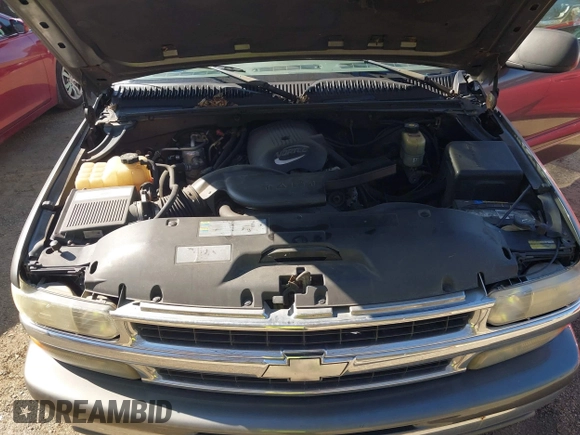 2002 Chevrolet Suburban LS with VIN 1GNFK16Z02J194579, listed as a IAAI auction lot 41753261 with 248,537 mi miles. Bid and sale history available at carsss.com. Image 10.