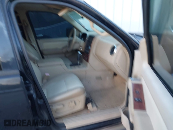 2006 Ford Explorer Eddie Bauer z VIN 1FMEU64E26UB29616, wystawiony jako IAAI lot #42522449 z przebiegiem 249 604 mil mil oraz . Historia ofert i sprzedaży dostępna na DreamBid. Obrazek 5.