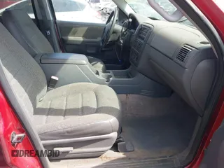 2004 Ford Explorer XLS z VIN 1FMZU72K04ZA99967, wystawiony jako IAAI lot #41845455 z przebiegiem 245 432 mil mil oraz . Historia ofert i sprzedaży dostępna na DreamBid. Obrazek 5.