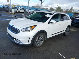 2019 Kia Niro Touring with VIN KNDCE3LC6K5336361, listed as a IAAI auction lot 41592273 with 86,286 mi miles. Bid and sale history available at carsss.com. Image 17.