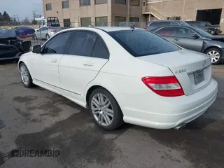 2009 Mercedes-Benz C-Class 3.0L Sport with VIN WDDGF54X49R061724, listed as a IAAI auction lot 41600801 with 91,637 mi miles. Bid and sale history available at carsss.com. Image 3.