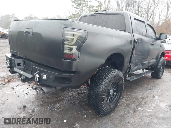 2012 Toyota Tundra Limited with VIN 5TFHW5F15CX231213, listed as a IAAI auction lot 41399901 with 262,185 mi miles and . Bid and sale history available at DreamBid. Image 4.