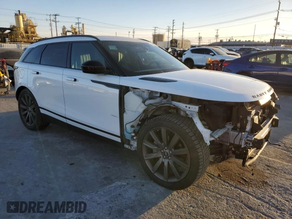 2018 Land Rover Range Rover Velar R-Dynamic HSE with VIN SALYM2RV7JA753014, listed as a Copart auction lot 41830255 with 33,339 mi miles and Salvage Title. Bid and sale history available at carsss.com. Image 4.