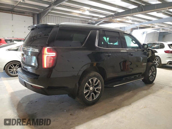 2022 Chevrolet Tahoe LS z VIN 1GNSKMKD8NR330151, wystawiony jako Copart lot #57070205 z przebiegiem 61 531 mil mil oraz Szkoda całkowita • Salvage title. Historia ofert i sprzedaży dostępna na DreamBid. Obrazek 3.