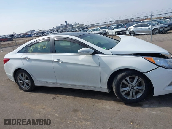 2012 Hyundai Sonata SE z VIN 5NPEC4AC4CH362031, wystawiony jako IAAI lot #41796480 z przebiegiem 160 659 mil mil oraz . Historia ofert i sprzedaży dostępna na DreamBid. Obrazek 14.