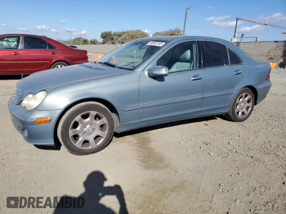 2005 Mercedes-Benz C 240 with VIN WDBRF61J45A719428, listed as a Copart auction lot 88686195 with 95,482 mi miles and Salvage Title. Bid and sale history available at DreamBid. Image 1.