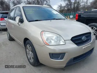 2007 Kia Rondo LX Base with VIN KNAFG525X77050706, listed as a IAAI auction lot 41639889 with 139,095 mi miles. Bid and sale history available at carsss.com. Image 6.