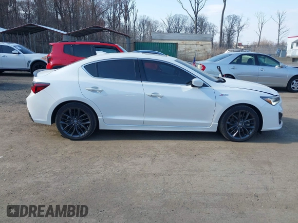 2022 Acura ILX w/Premium/A-Spec Package with VIN 19UDE2F83NA008673, listed as a IAAI auction lot 41853032 with 13,062 mi miles. Bid and sale history available at carsss.com. Image 13.
