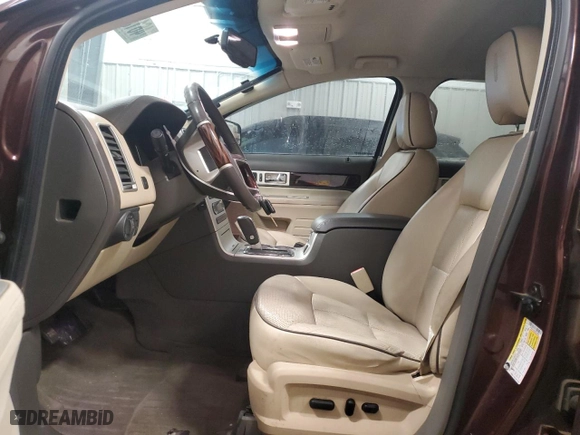2010 Lincoln MKX with VIN 2LMDJ8JCXABJ28932, listed as a Copart auction lot 46130115 with 135,190 mi miles and Clean Title. Bid and sale history available at carsss.com. Image 7.