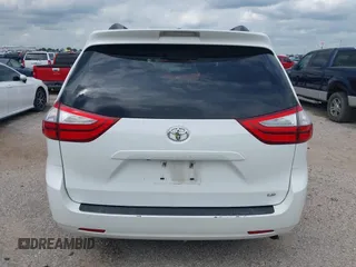 2016 Toyota Sienna LE AAS with VIN 5TDKK3DCXGS709132, listed as a IAAI auction lot 41993473 with 270,811 mi miles. Bid and sale history available at carsss.com. Image 16.