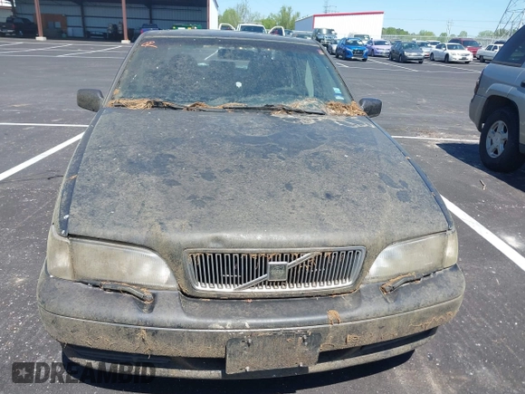 1998 Volvo S70 with VIN YV1LS5549W2431220, listed as a IAAI auction lot 42018741 with 1 mi miles. Bid and sale history available at carsss.com. Image 6.