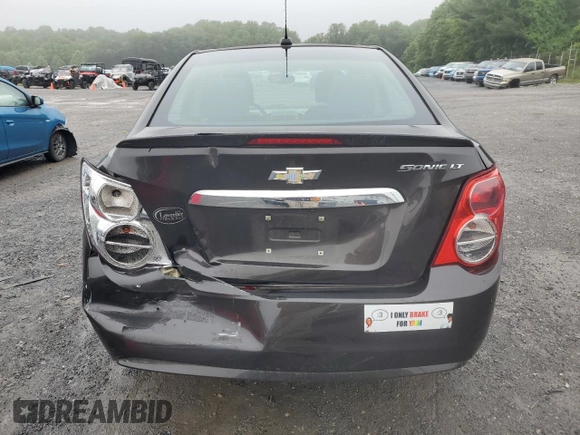 2015 Chevrolet Sonic LT with VIN 1G1JC5SG2F4212010, listed as a Copart auction lot 58732505 with 39,299 mi miles and Salvage title. Bid and sale history available at DreamBid. Image 6.