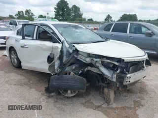 2015 Nissan Altima SL with VIN 1N4AL3AP2FN920805, listed as a IAAI auction lot 42303373 with 169,188 mi miles and . Bid and sale history available at DreamBid. Image 1.