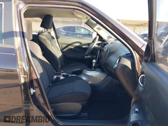 2015 Nissan Juke S with VIN JN8AF5MV1FT554780, listed as a IAAI auction lot 41853667 with 101,730 mi miles and . Bid and sale history available at carsss.com. Image 5.
