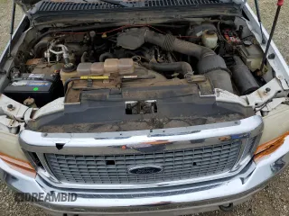 2000 Ford Excursion Limited with VIN 1FMNU42L0YEA46544, listed as a Copart auction lot 86452874 with 187,130 mi miles and Clean title. Bid and sale history available at DreamBid. Image 12.