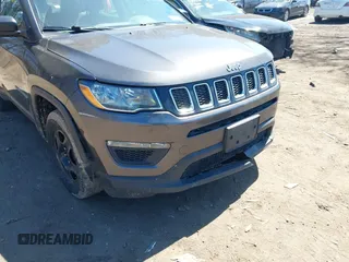 2018 Jeep Compass Sport with VIN 3C4NJCAB7JT107040, listed as a IAAI auction lot 41993385 with 251,154 mi miles. Bid and sale history available at carsss.com. Image 6.