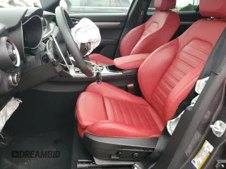 2024 Alfa Romeo Stelvio Veloce z VIN ZASPAKBN1R7D74757, wystawiony jako Copart lot #81093484 z przebiegiem 13 847 mil mil oraz Nie do naprawy • Non repairable. Historia ofert i sprzedaży dostępna na DreamBid. Obrazek 7.