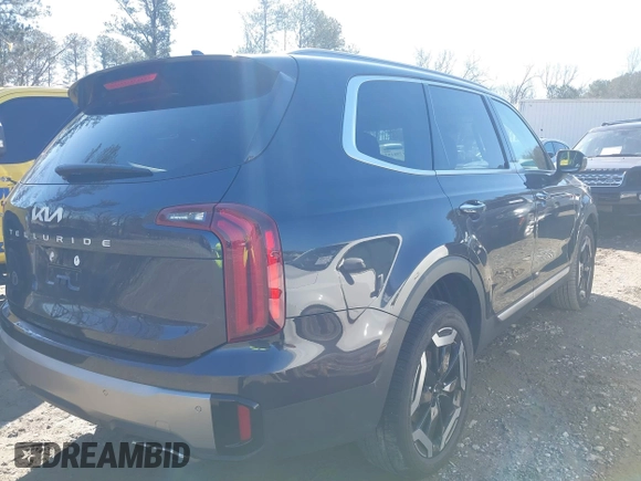 2025 Kia Telluride S with VIN 5XYP64GC4SG591192, listed as a IAAI auction lot 41758197 with 2,673 mi miles and . Bid and sale history available at DreamBid. Image 4.