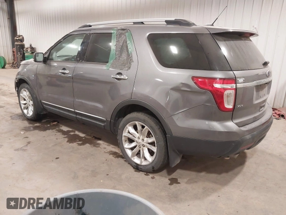 2013 Ford Explorer XLT with VIN 1FM5K8D82DGB20342, listed as a IAAI auction lot 41478547 with 158,256 mi miles and . Bid and sale history available at carsss.com. Image 3.