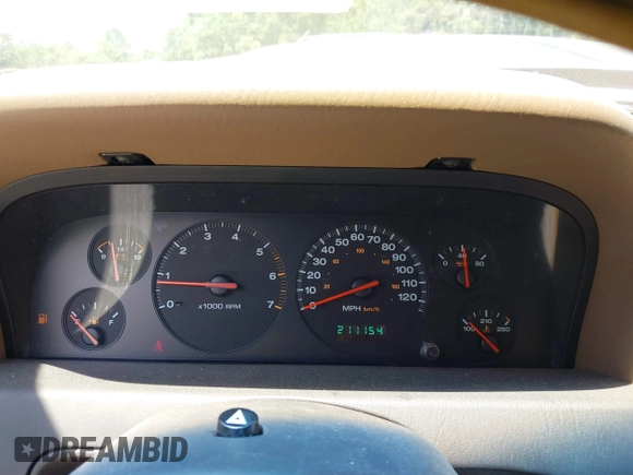 2000 Jeep Grand Cherokee Laredo with VIN 1J4GW48N7YC357376, listed as a IAAI auction lot 42503429 with 211,154 mi miles and . Bid and sale history available at DreamBid. Image 7.
